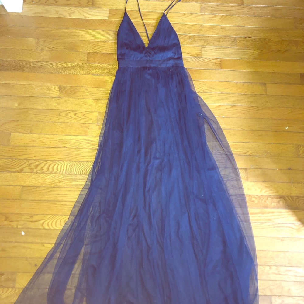 Formal floor-length dress